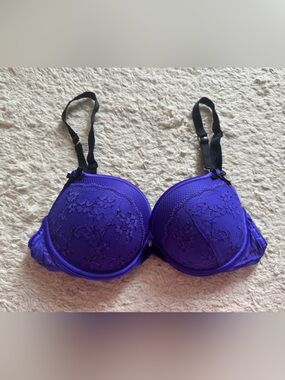 Victoria’s Secret 2015 very sexy Demi bra